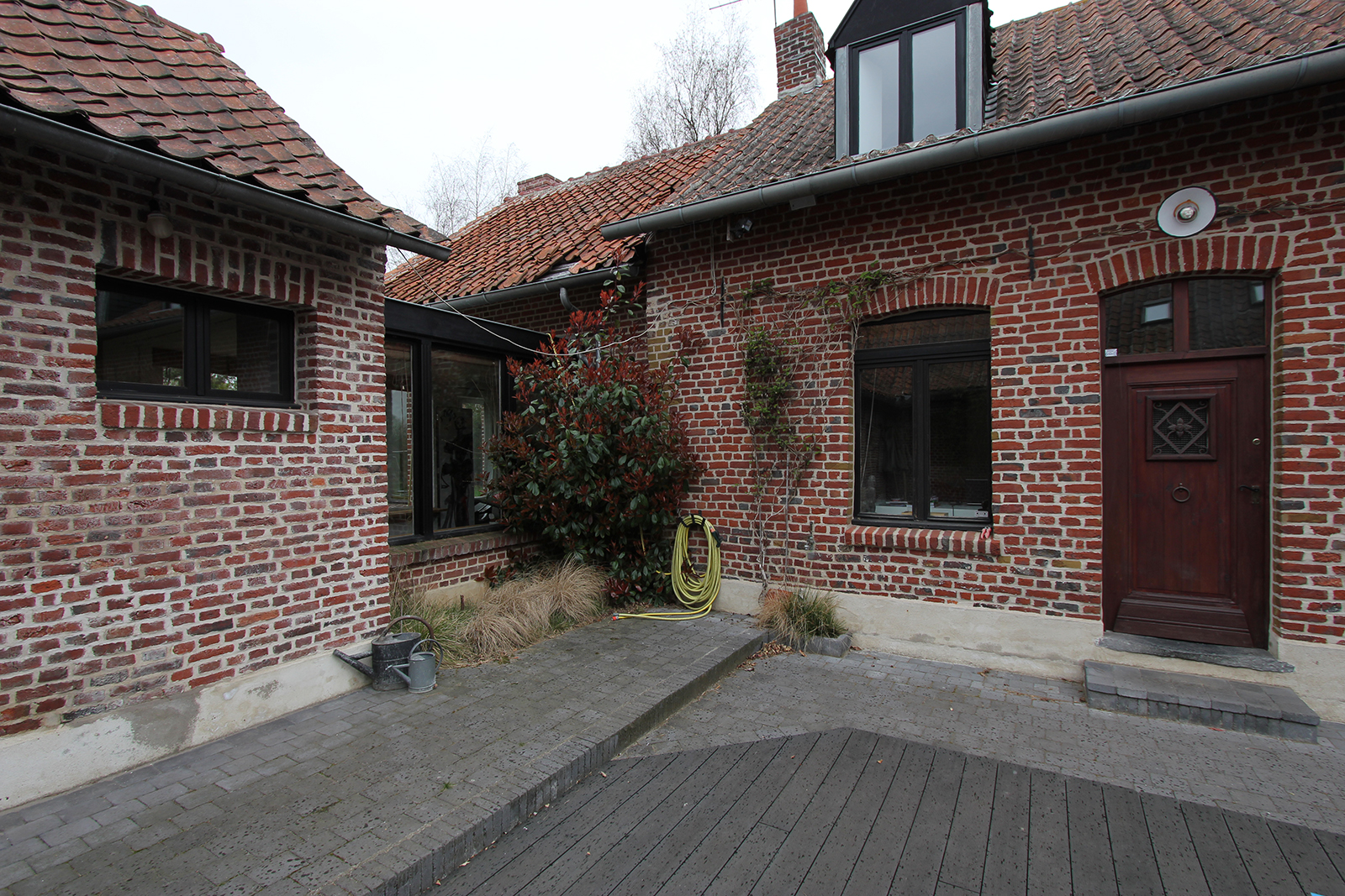 Ouverture des volumes pour un agencement intérieur contemporain ...