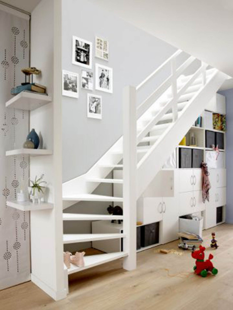 Amenager L Espace Sous Un Escalier Salon Viving