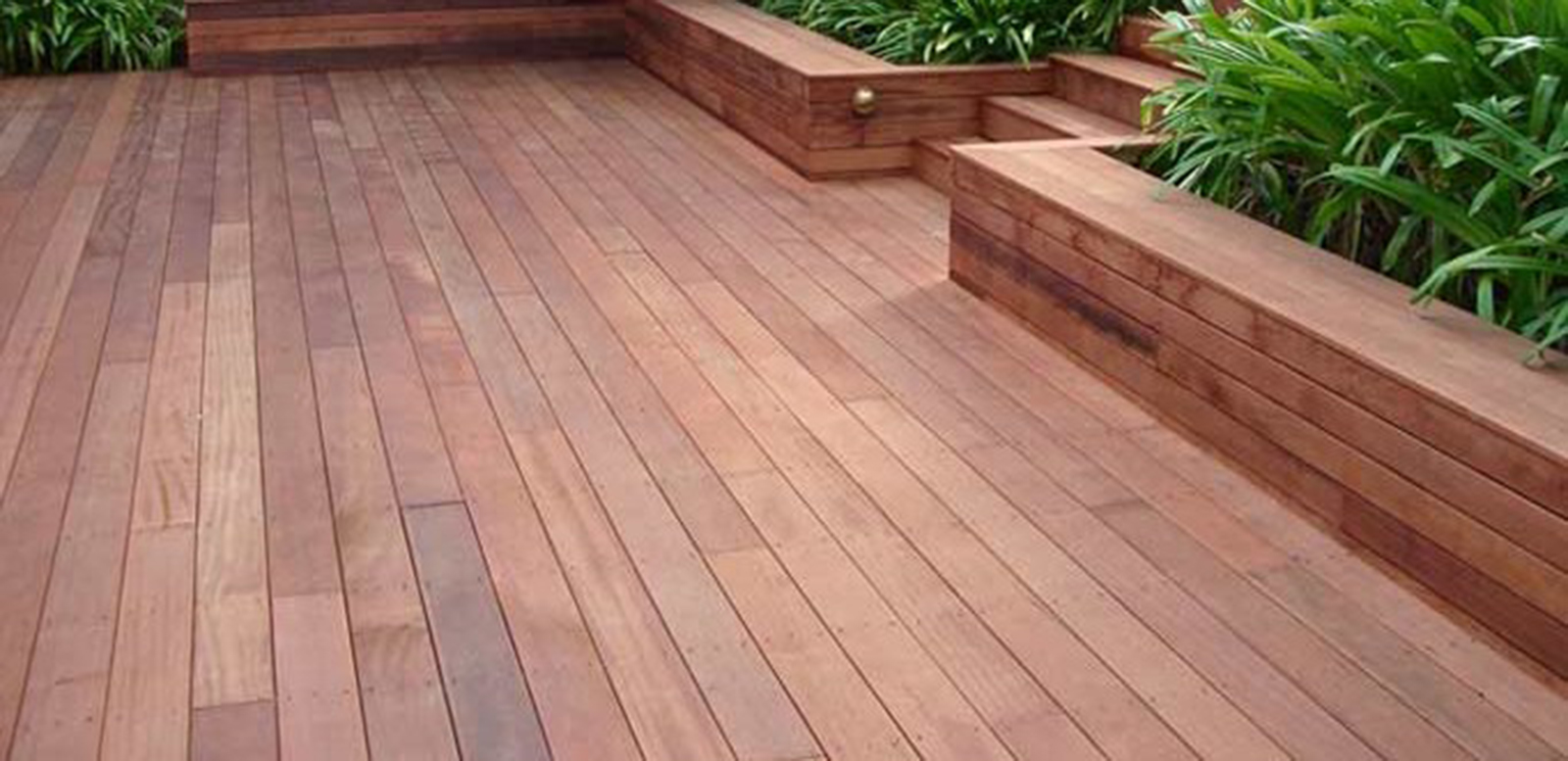 tcrédit terrasse bois - errasse_massaranduba-682x331