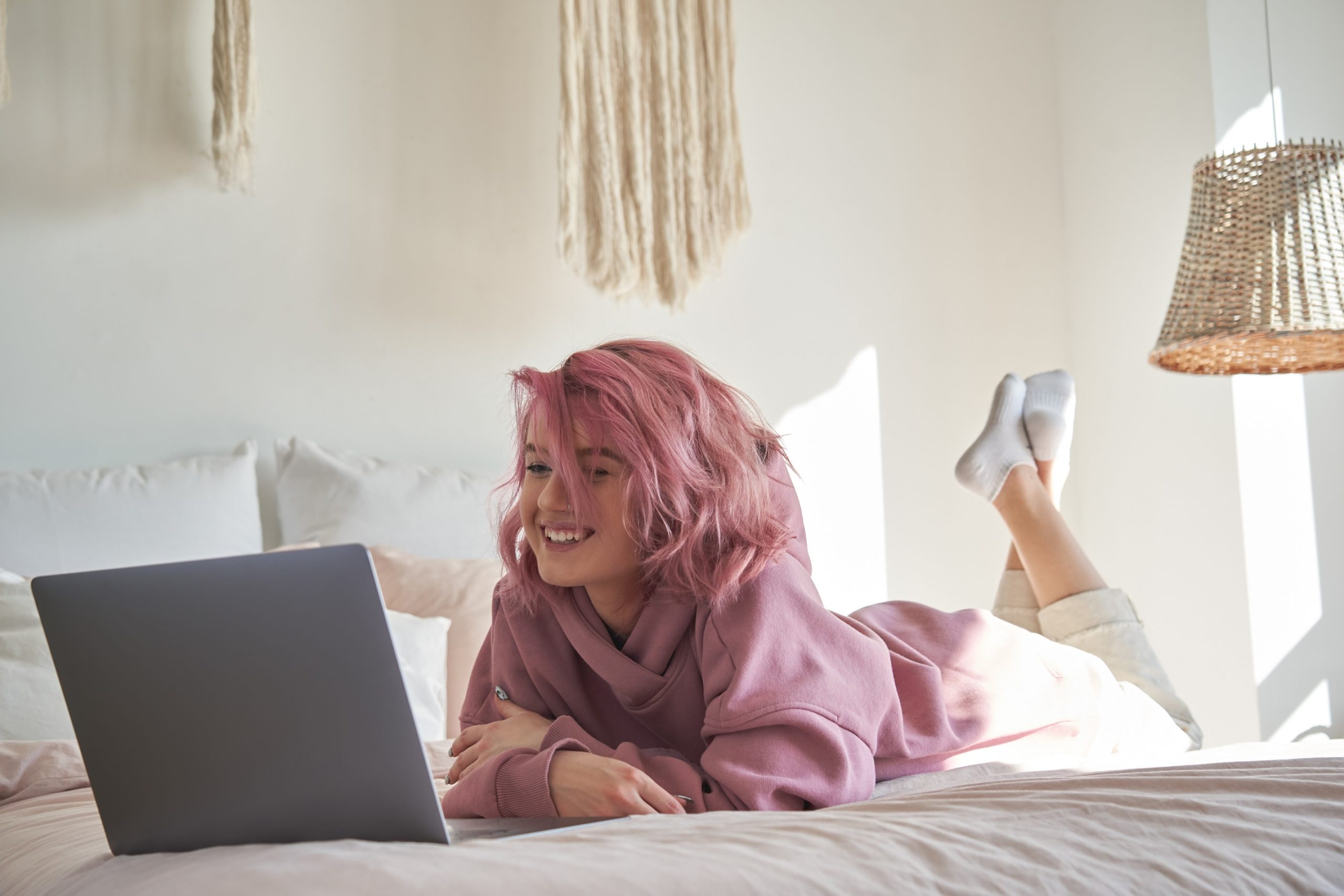 Les fleurs c'est LA nouvelle tendance déco pour chambre bébé