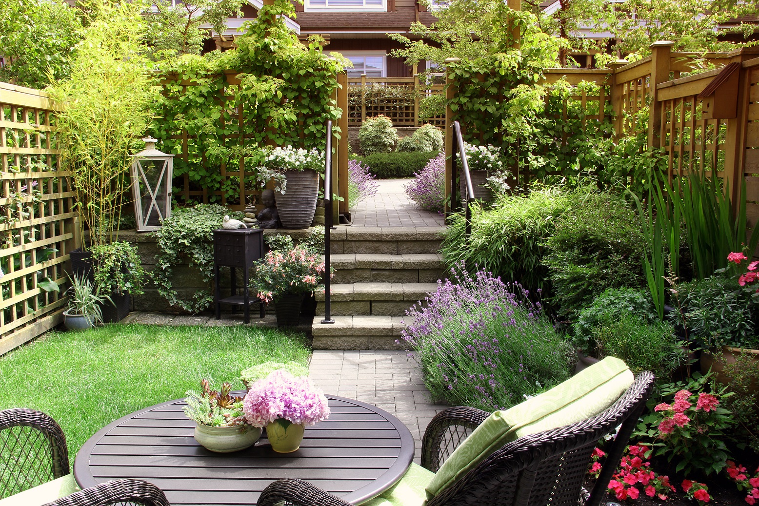 Comment aménager un petit jardin ? - Salon VIVING